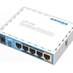 MikroTik RB952Ui-5ac2nD, hAP ac lite, 1.5dBi, 22dBm @ 2.4GHz, 2dBi, 23dBm @ 5GHz, 650MHz, 64MB, 5xEthernet, PoE out, USB, L4